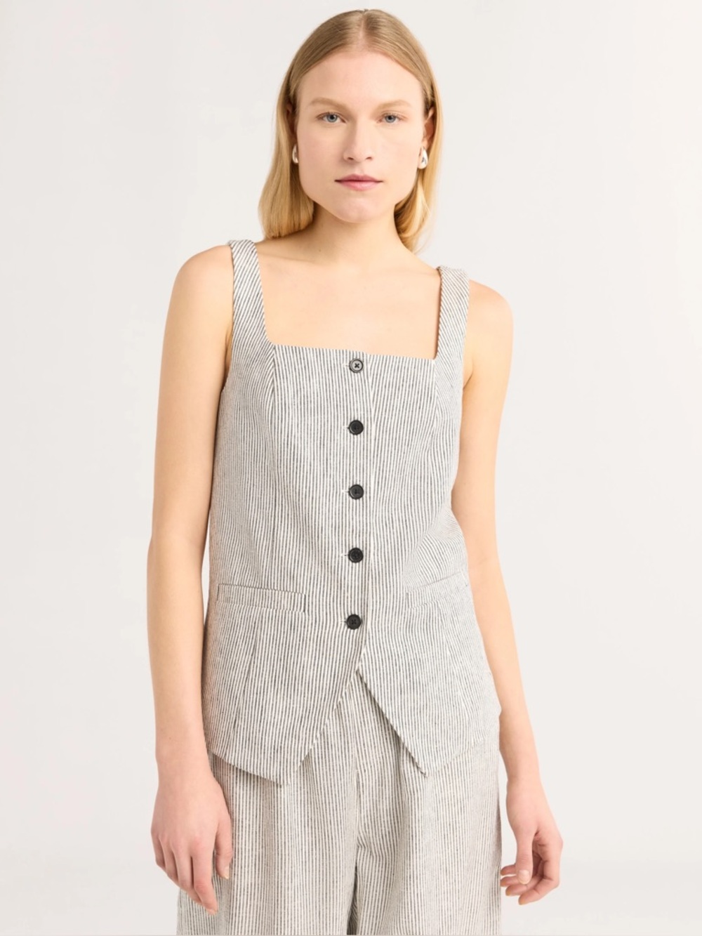 Scoop Women's  Linen Blend Longline Vest- NWT